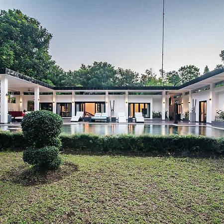 Stunning Villa Lily Lovina  Exterior photo